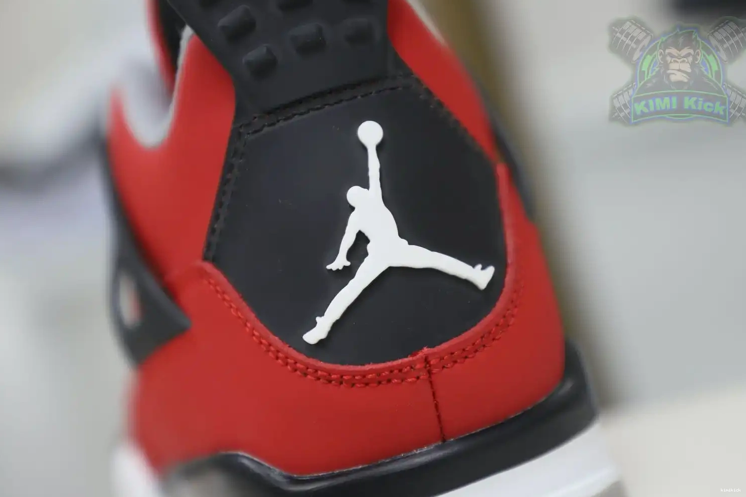 Kimikick Bravo RetroToro Jordan Jordan4 Air 0501
